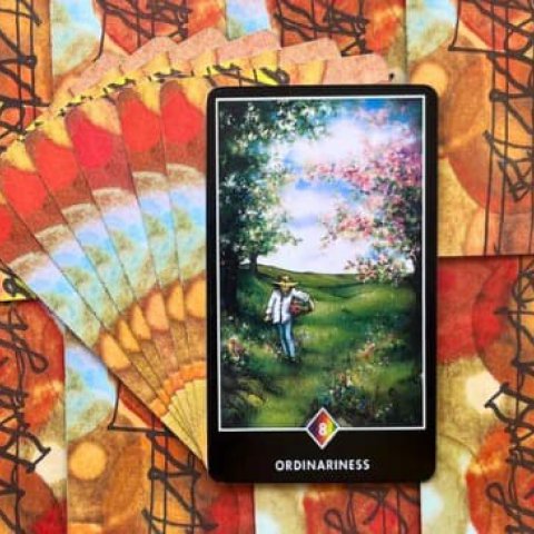 Tarot Zen Osho - Simplicidade (8 de Ouros): Significado e interpreta��o da carta - Or�culos Web.