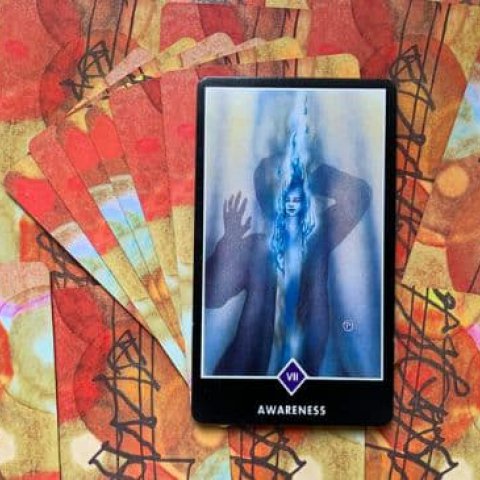 Tarot Zen Osho - Consci�ncia (O Carro): Significado e interpreta��o da carta - Or�culos Web