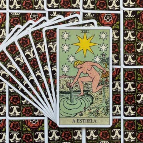 Tarot Rider Waite - A Estrela (Carta 17): Descubra o Significado e interpreta��o da carta - Or�culos Web