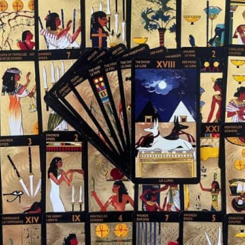 A Hist�ria Fascinante do Tarot Eg�pcio - Or�culosWeb
