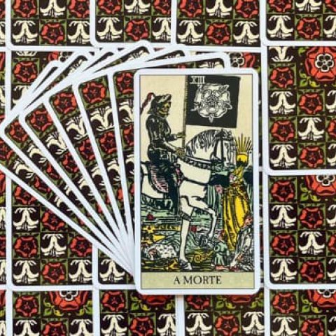 Tarot Rider Waite - A Morte (Carta 13): Descubra o Significado e interpreta��o da carta - Or�culos Web