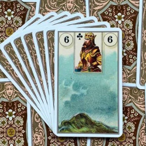 Baralho Cigano - As Nuvens: Significado e interpreta��o da Carta 6 - Or�culos Web