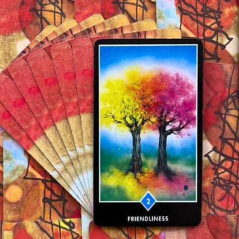 Tarot Zen Osho - Amistosidade (2 de Copas): Significado e interpreta��o da carta - Or�culos Web