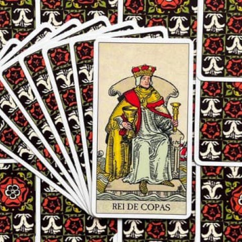Rei de Copas - Tarot Rider Waite: Descubra o Significado e Interpreta��o desse Arcano Menor - Or�culos Web.