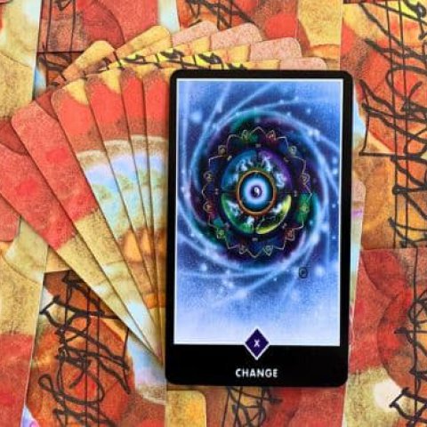 Tarot Zen Osho - Mudan�a (Roda da Fortuna): Significado e interpreta��o da carta - Or�culos Web