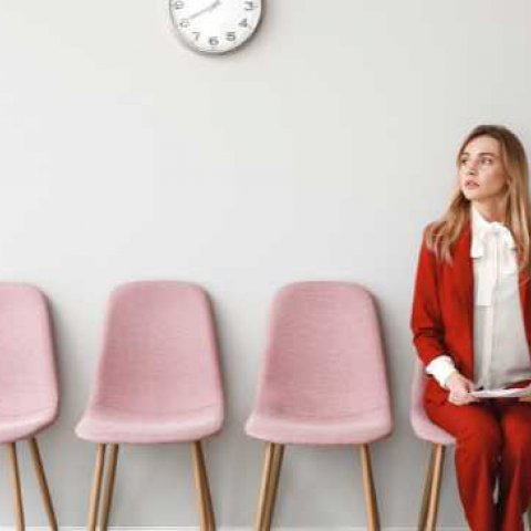 Simpatia para Manter o Emprego: Proteja sua Carreira com F� e Energia Positiva - Or�culosWeb