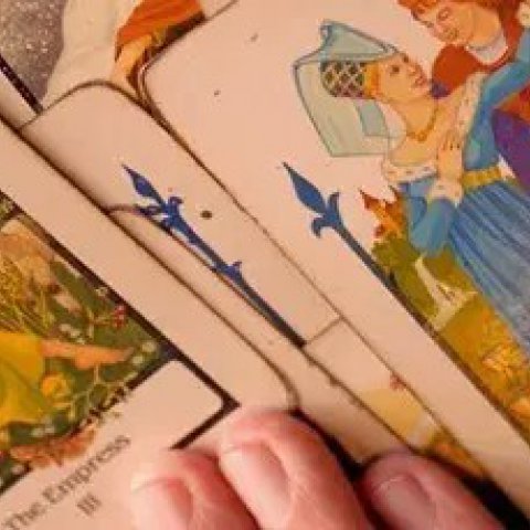 Tarot: O que � e qual sua origem? - Or�culos web