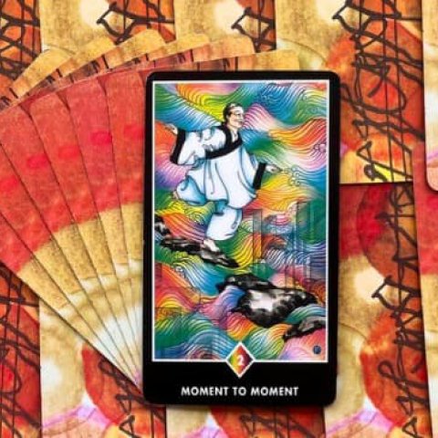 Tarot Zen Osho - Momento a Momento (2 de Ouros): Significado e interpreta��o da carta - Or�culos Web.