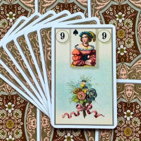 Baralho Cigano - O Buqu�: Significado e interpreta��o da Carta 9 - Or�culos Web